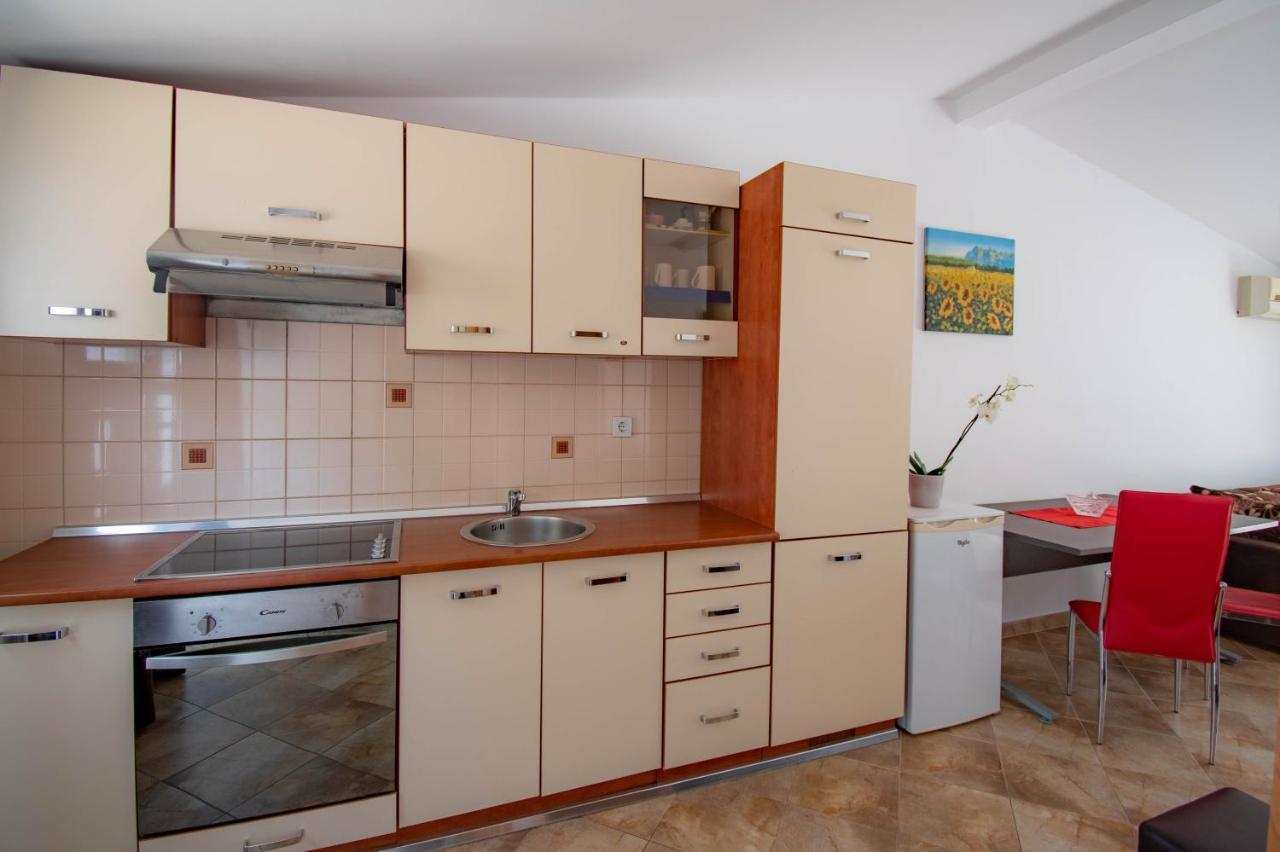 Apartments Betty Borik Ровинь Экстерьер фото