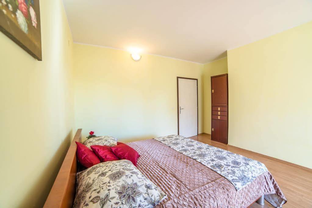 Apartments Betty Borik Ровинь Экстерьер фото