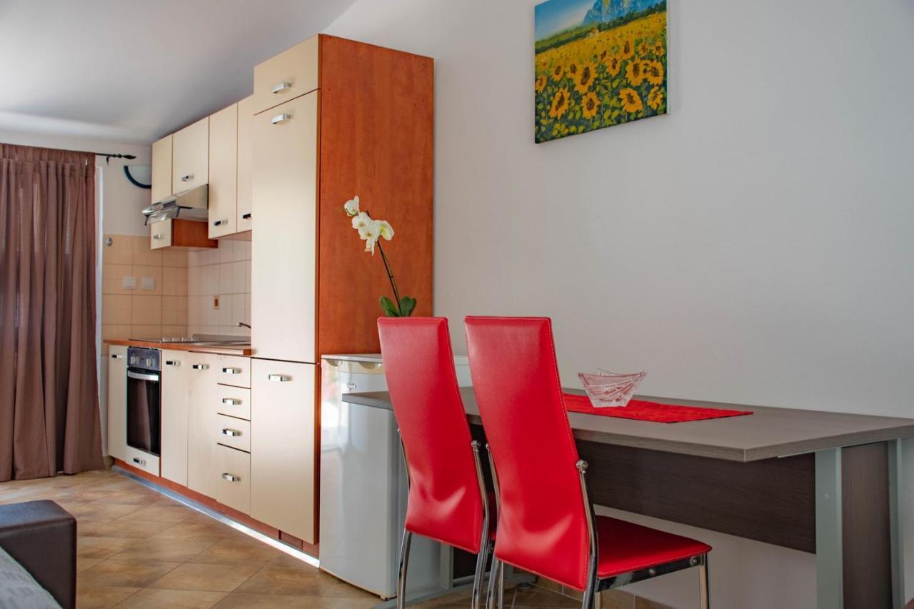 Apartments Betty Borik Ровинь Экстерьер фото